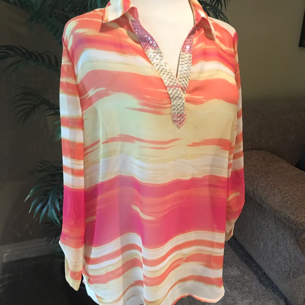 Chicos 2 semi sheer pullover pulltab sleeves top